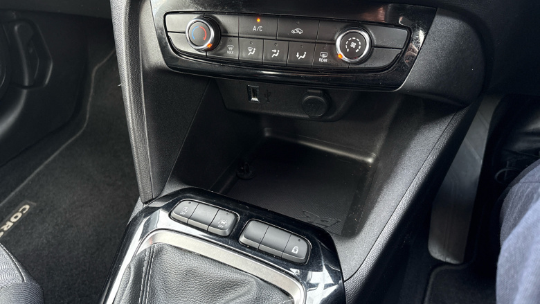 Vauxhall Corsa 1.2 SE 5dr Petrol Hatchback